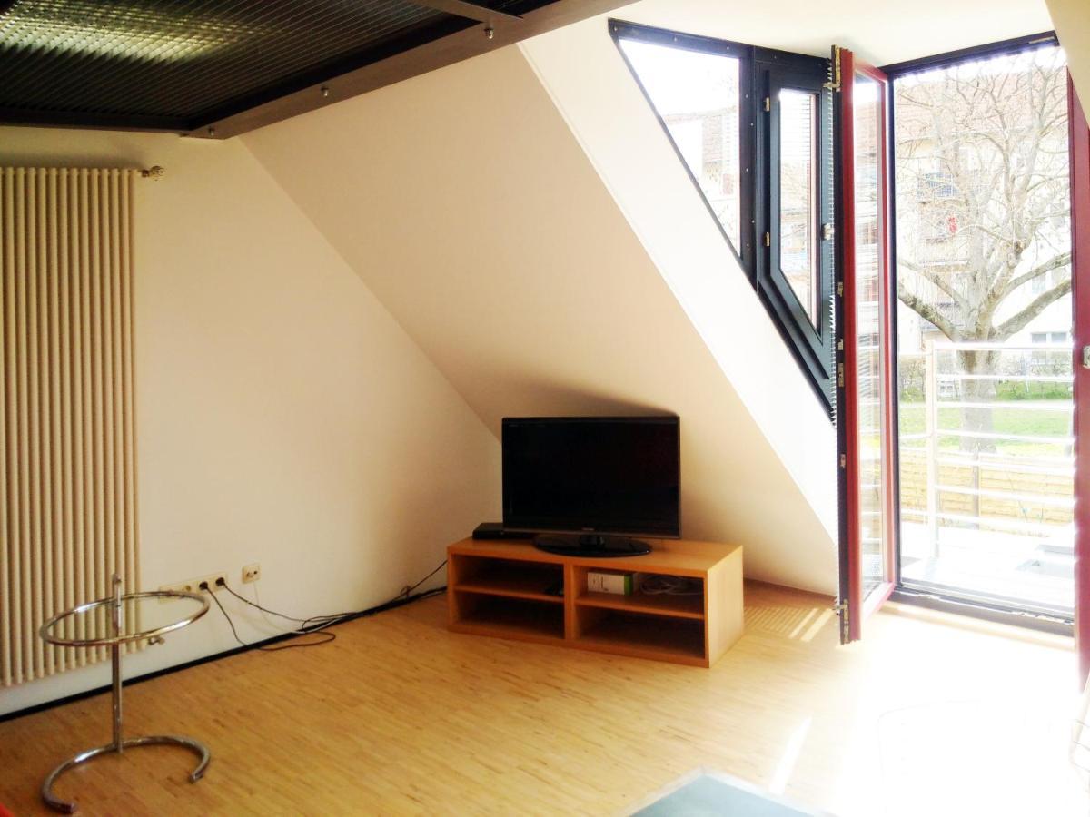 Boardinghouse-Modernes Dachstudio In Guter Lage エアフルト エクステリア 写真
